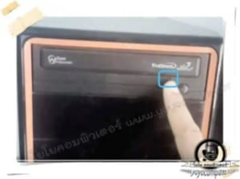 ช่องรูเล็ก ๆ ตรงหน้าถาดซีดี ต้องสังเกตให้ดี