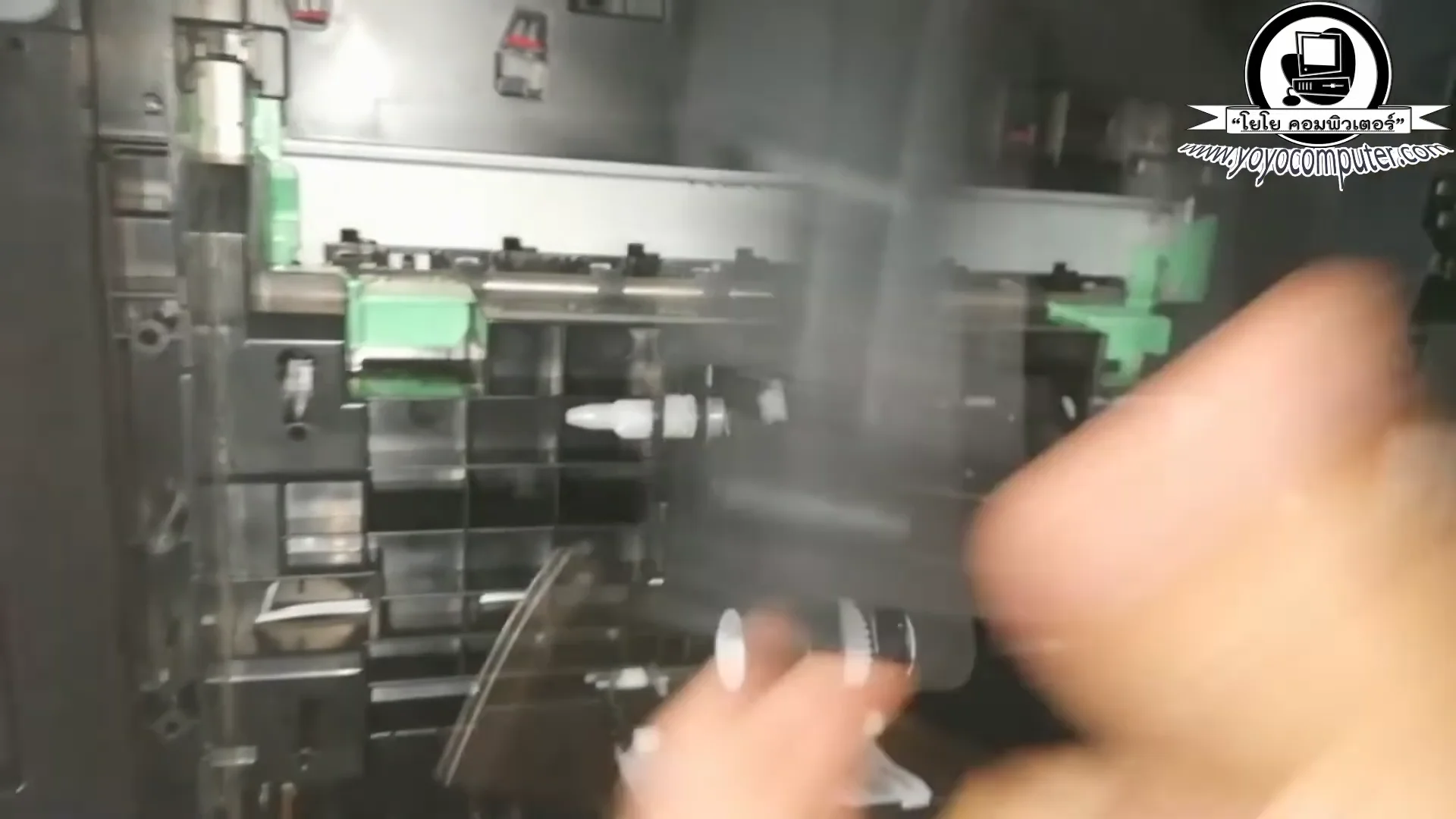 ไม่ต้องแน่นเกินไปก็ได้นะครับหมุนสัก ประมาณ 1 ให้ตึงมือก็พอนะครับนี่คือเรา เสร...