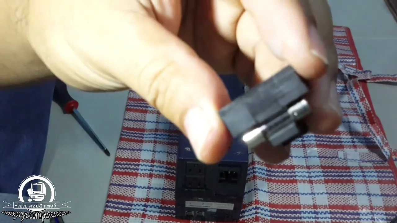 ภาพจากวิดีโอสอนแก้ปัญหา ups buying guide and troubleshooting